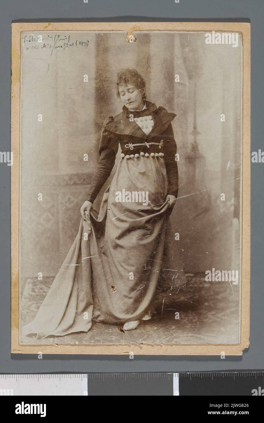 Portrait of Felicja Stachowicz (?-1926) in costume for the title role in the comedy by Victoriena Sardou and Émile Moreau `Madame Sans-Gene`. unknown, photographer Stock Photo
